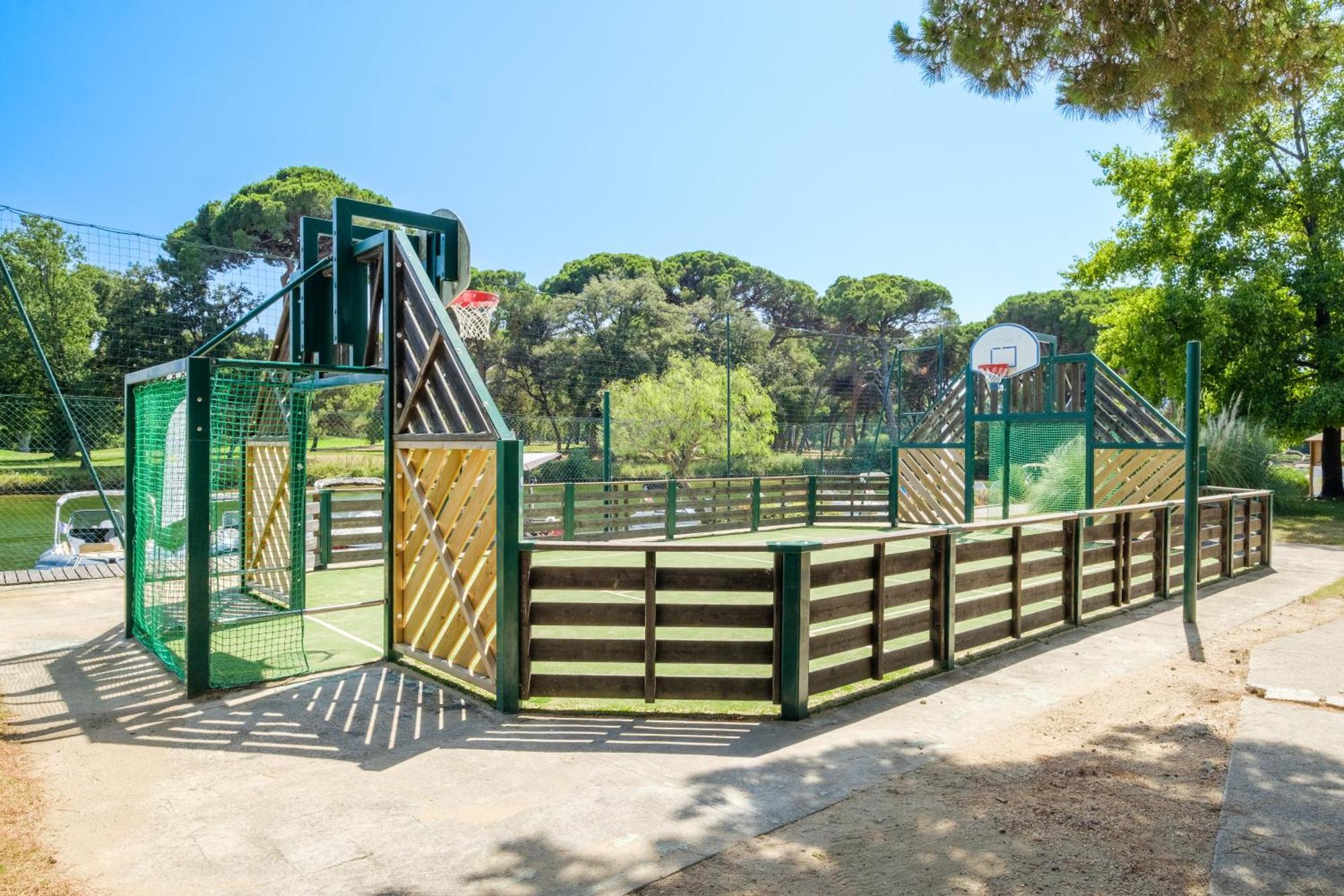 Residence Pierre & Vacances Les Rives De Cannes Mandelieu Exterior photo