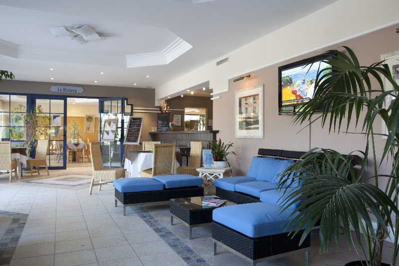 Residence Pierre & Vacances Les Rives De Cannes Mandelieu Exterior photo